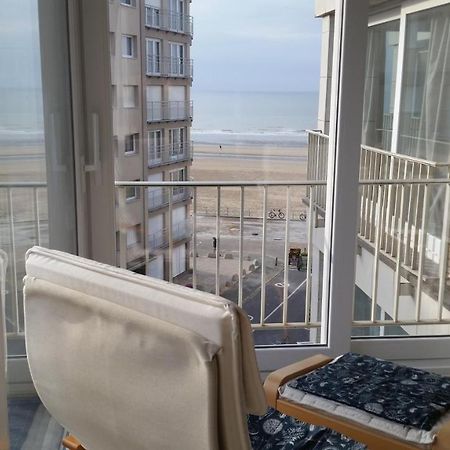 Zonnig En Gezellig Appartement Met Zijdelings Zeezicht En Zwembad In Koksijde Ngoại thất bức ảnh