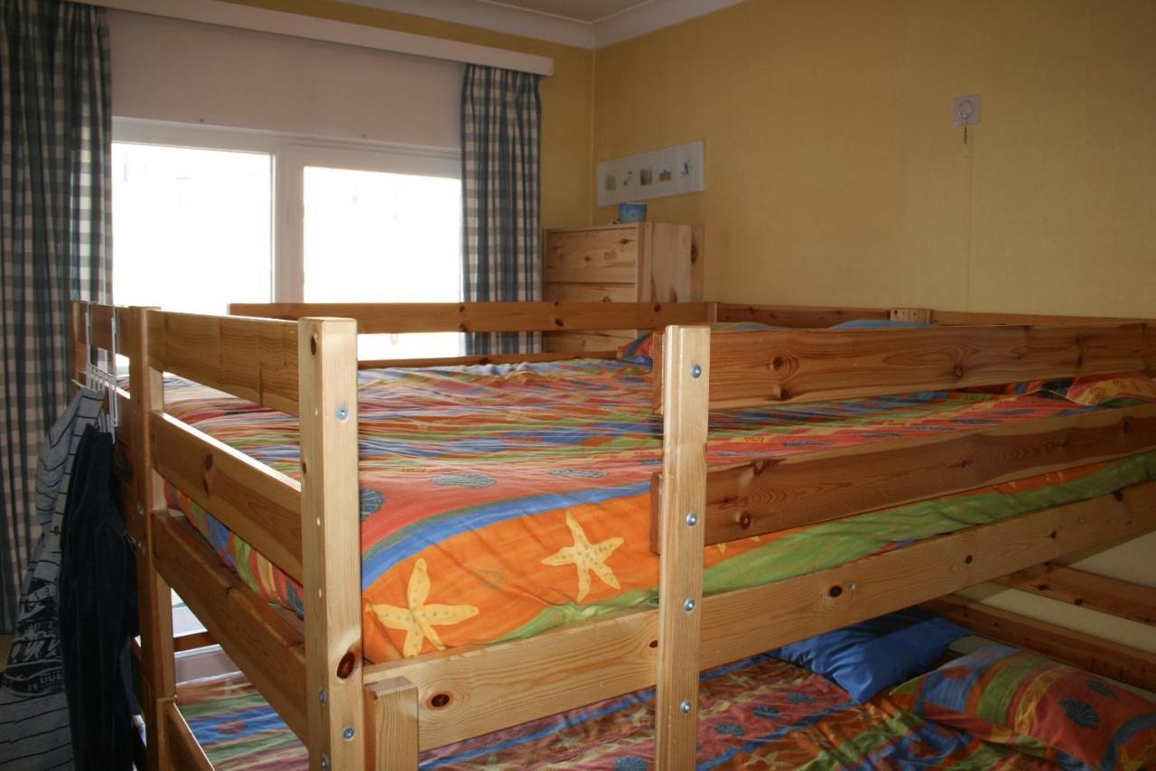 Zonnig En Gezellig Appartement Met Zijdelings Zeezicht En Zwembad In Koksijde Ngoại thất bức ảnh